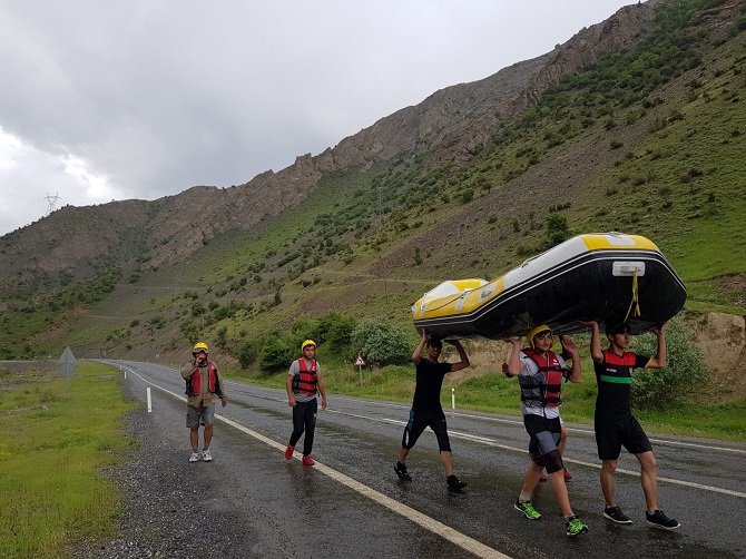 Hakkari Rafting takımları Türkiye müsabakalarına hazır 14