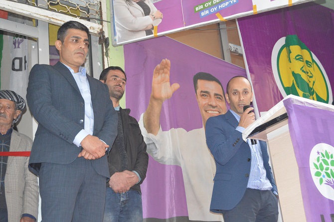 Hakkari’de HDP’nin coşkulu seçim bürosu açılışı 14