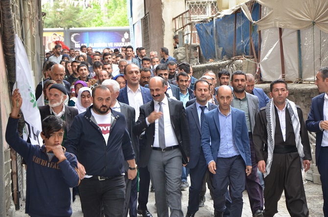 Hakkari’de HDP’nin coşkulu seçim bürosu açılışı 7