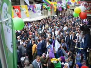 Hakkari’de HDP’nin coşkulu seçim bürosu açılışı