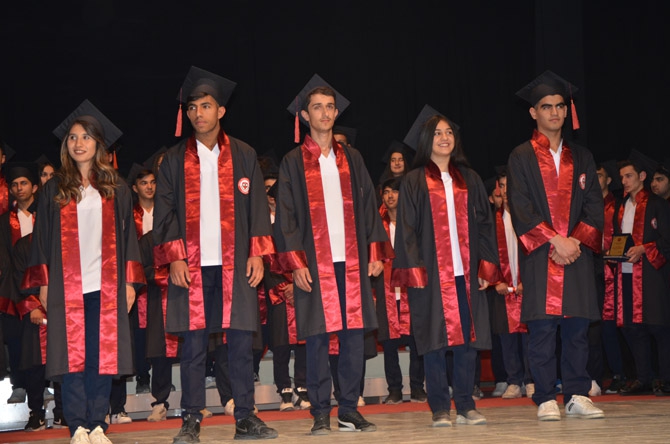 Özel Hakkari Sağlık Koleji’nin mezuniyet töreni 11