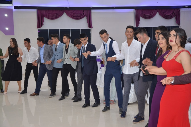 Özel Hakkari Sağlık Koleji’nin mezuniyet töreni 27