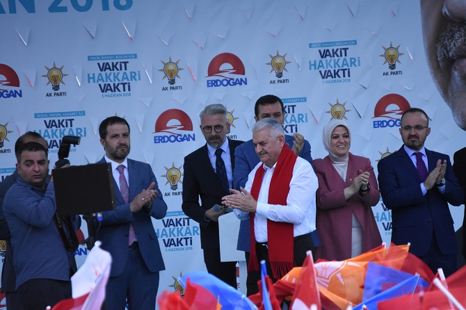 Başbakan Binali Yıldırım Hakkari'de 13