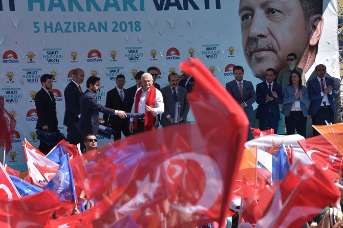Başbakan Binali Yıldırım Hakkari'de 17