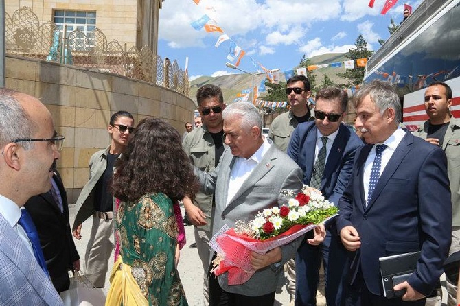 Başbakan Binali Yıldırım Hakkari'de 4