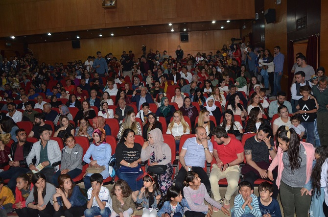 "Kültürlerin Dansı ile Reng-i Hakkari 2" Ramazan etkinliği 1