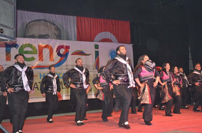 "Kültürlerin Dansı ile Reng-i Hakkari 2" Ramazan etkinliği 10