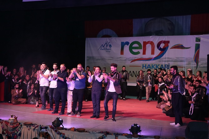 "Kültürlerin Dansı ile Reng-i Hakkari 2" Ramazan etkinliği 25