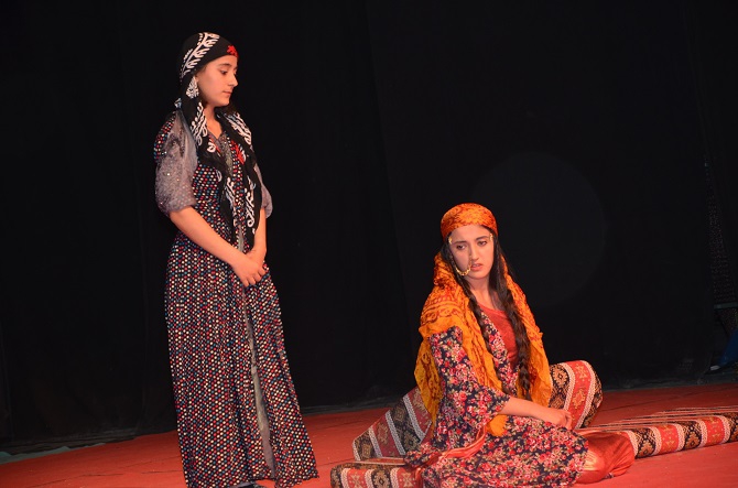 "Kültürlerin Dansı ile Reng-i Hakkari 2" Ramazan etkinliği 30