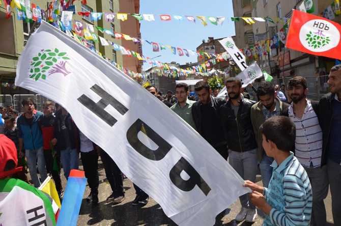 Hakkari'de coşkulu HDP mitingi 7