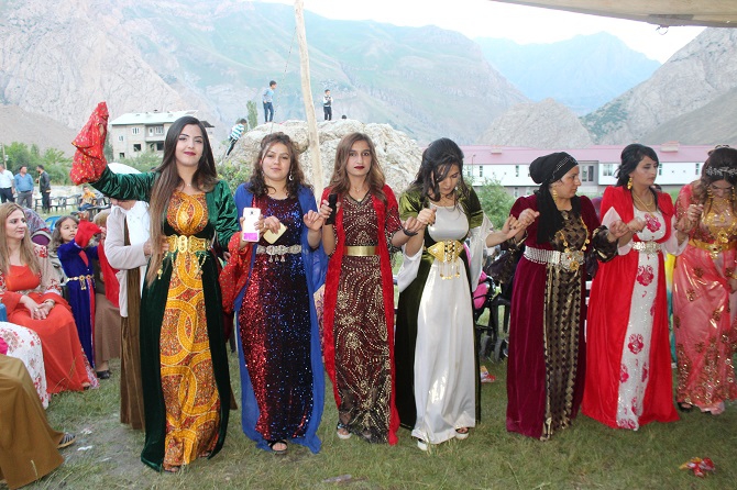 Perihan & Jiyan çiftin mutlu günü 56