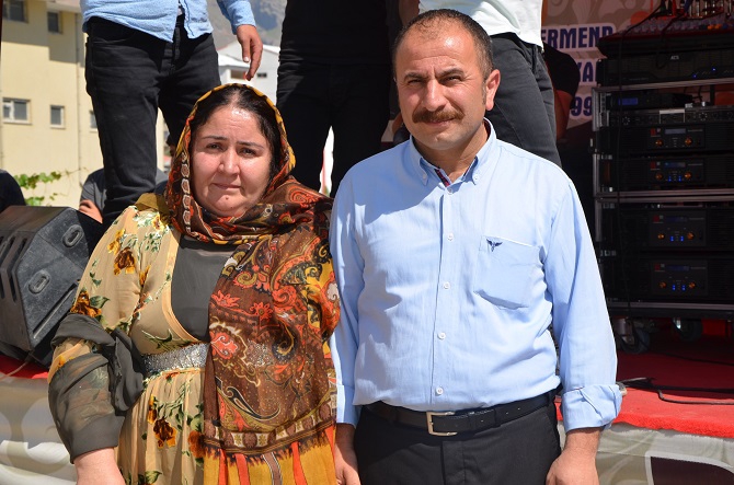 Demir ve Başaran ailesinin mutlu günü 75