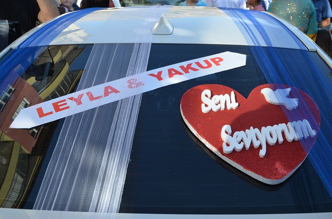 Demir ve Başaran ailesinin mutlu günü 91