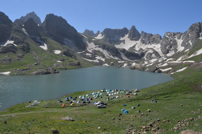 Cilo Derneği Sat göllerinde şenlik düzenledi 5