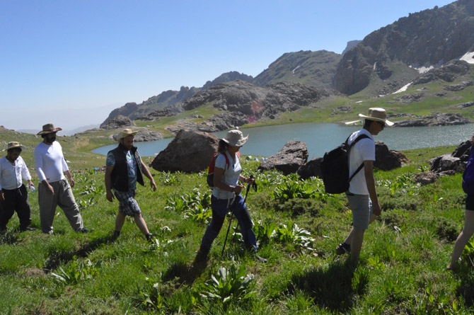 Cilo Derneği Sat göllerinde şenlik düzenledi 6