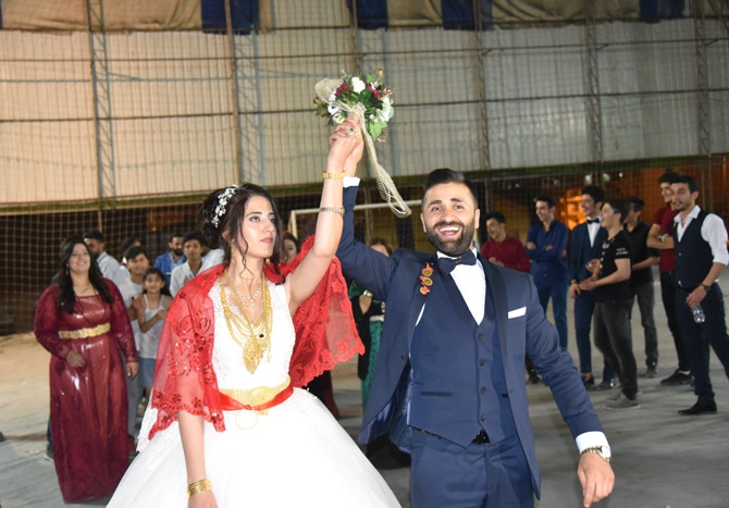 Ertuş ailesinin mutlu günü 1