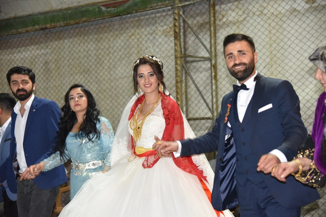 Ertuş ailesinin mutlu günü 11