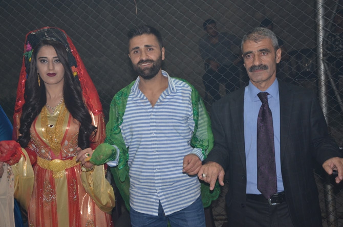 Ertuş ailesinin mutlu günü 34