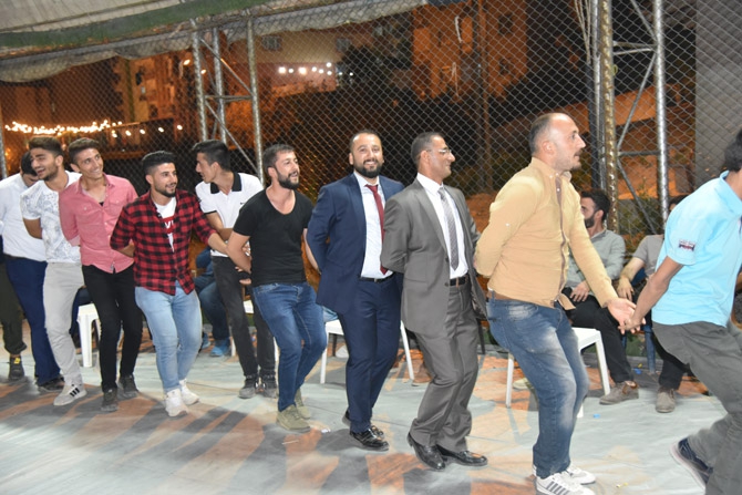 Ertuş ailesinin mutlu günü 44