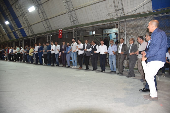 Ertuş ailesinin mutlu günü 50