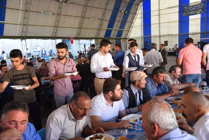 Ertuş ailesinin mutlu günü 56