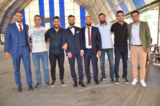 Ertuş ailesinin mutlu günü 64