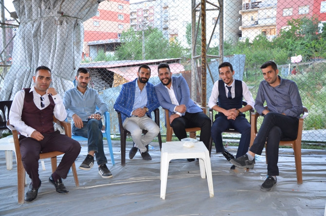 Ertuş ailesinin mutlu günü 70