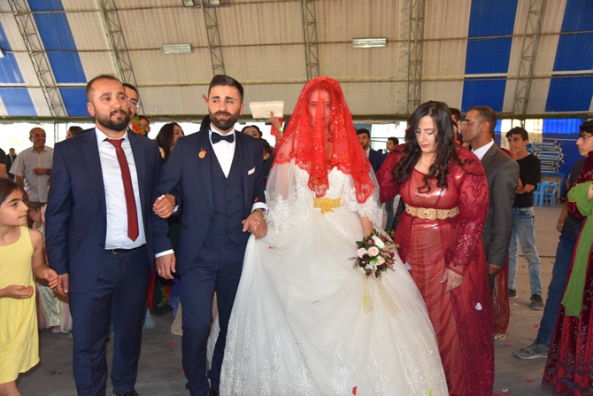 Ertuş ailesinin mutlu günü 8