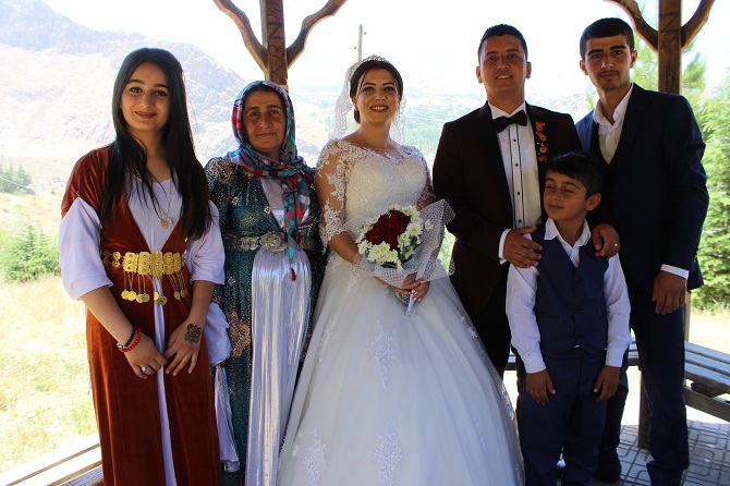 Akbaş & Akgül ailesinin mutlu günü 4