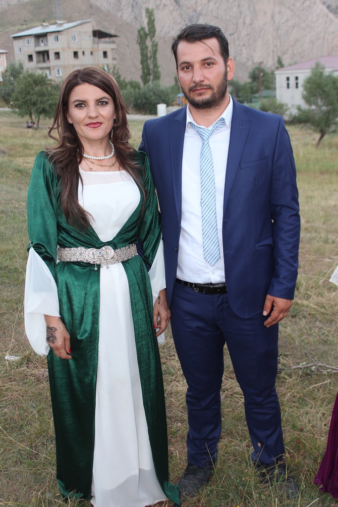 Akbaş & Akgül ailesinin mutlu günü 40