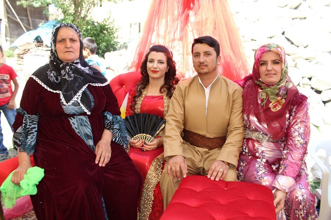 Akbaş & Akgül ailesinin mutlu günü 42