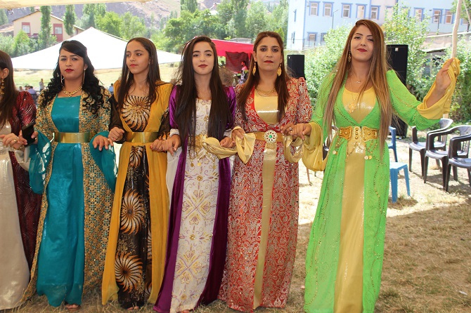 Akbaş & Akgül ailesinin mutlu günü 45