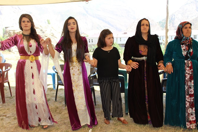 Akbaş & Akgül ailesinin mutlu günü 47