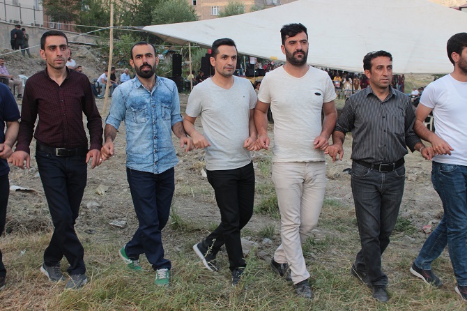 Akbaş & Akgül ailesinin mutlu günü 67