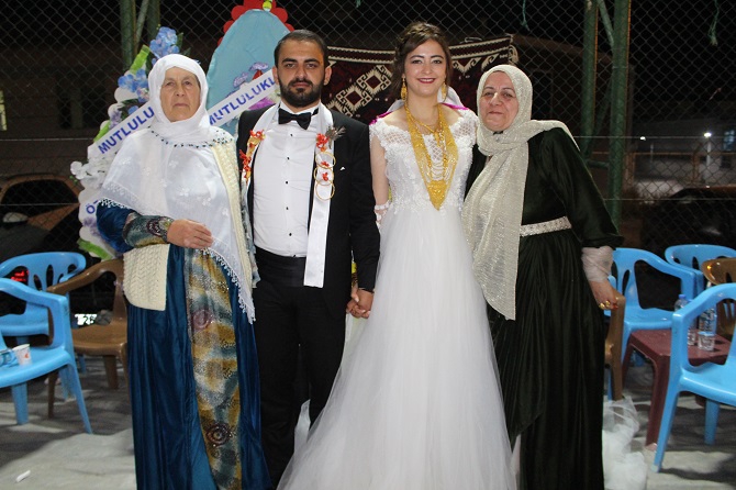 Kaya ailesinin mutlu günü 10