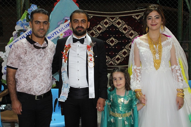 Kaya ailesinin mutlu günü 11