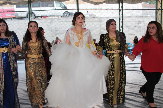 Kaya ailesinin mutlu günü 19