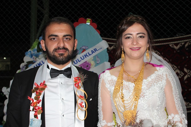 Kaya ailesinin mutlu günü 2