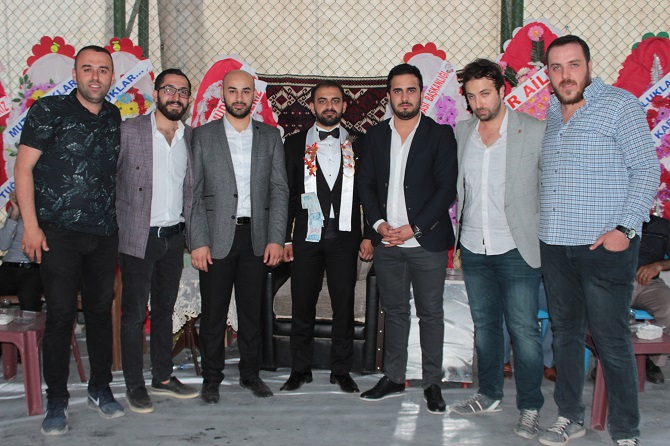 Kaya ailesinin mutlu günü 23