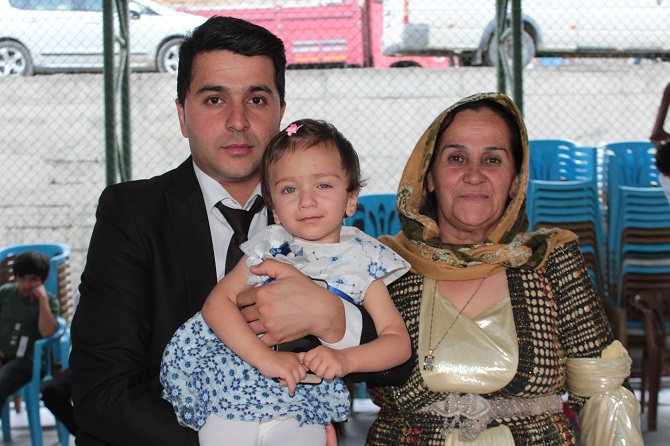 Kaya ailesinin mutlu günü 25