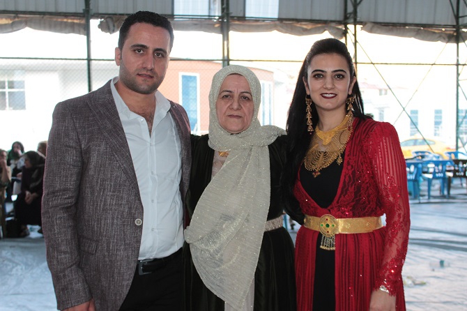 Kaya ailesinin mutlu günü 28