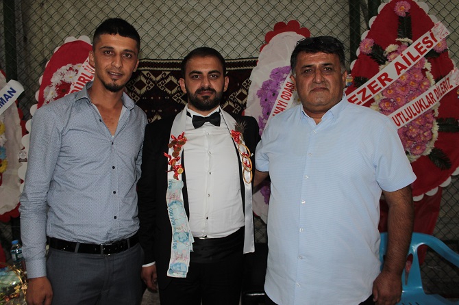 Kaya ailesinin mutlu günü 52