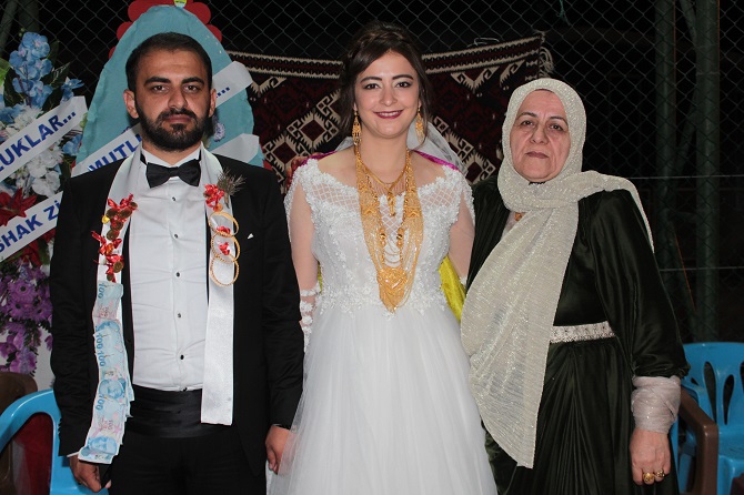 Kaya ailesinin mutlu günü 7