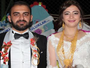 Kaya ailesinin mutlu günü