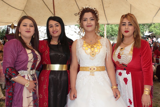 Akgül ve Durgun ailesinin mutlu günü 24