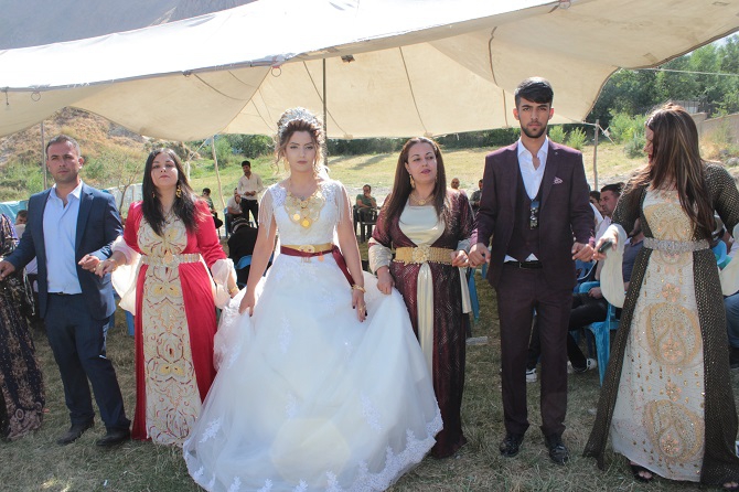 Akgül ve Durgun ailesinin mutlu günü 29