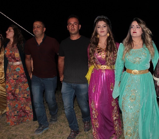 Akgül ve Durgun ailesinin mutlu günü 58