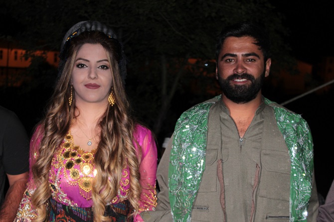 Akgül ve Durgun ailesinin mutlu günü 59