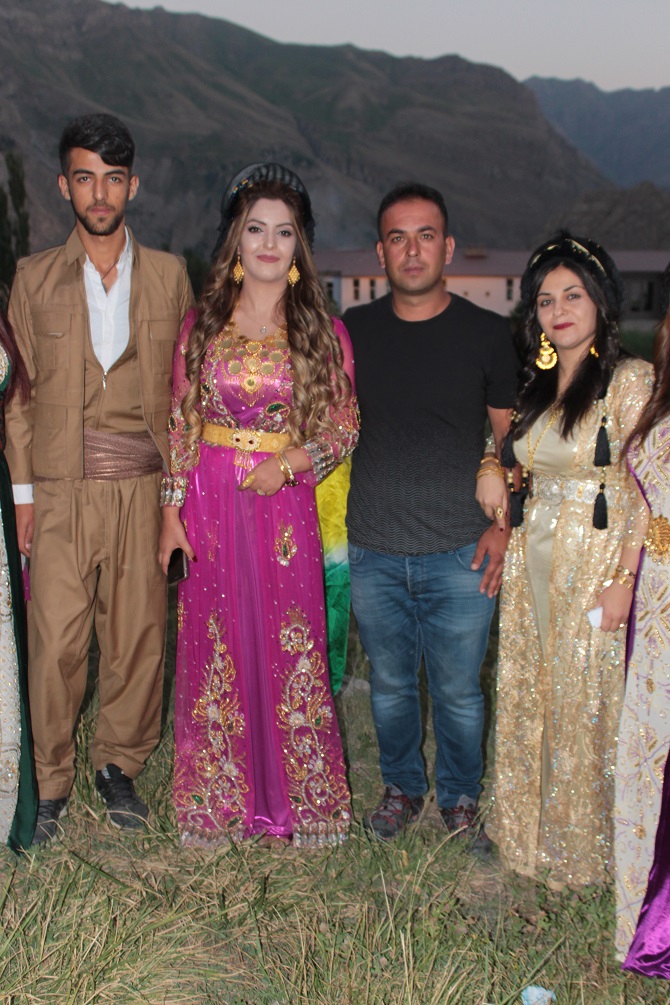 Akgül ve Durgun ailesinin mutlu günü 72