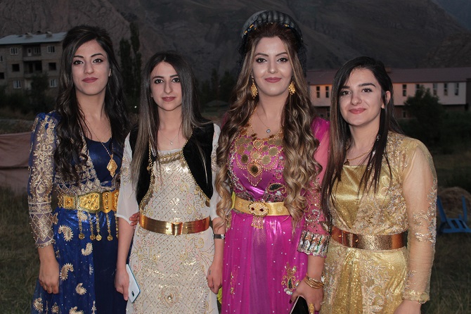 Akgül ve Durgun ailesinin mutlu günü 78